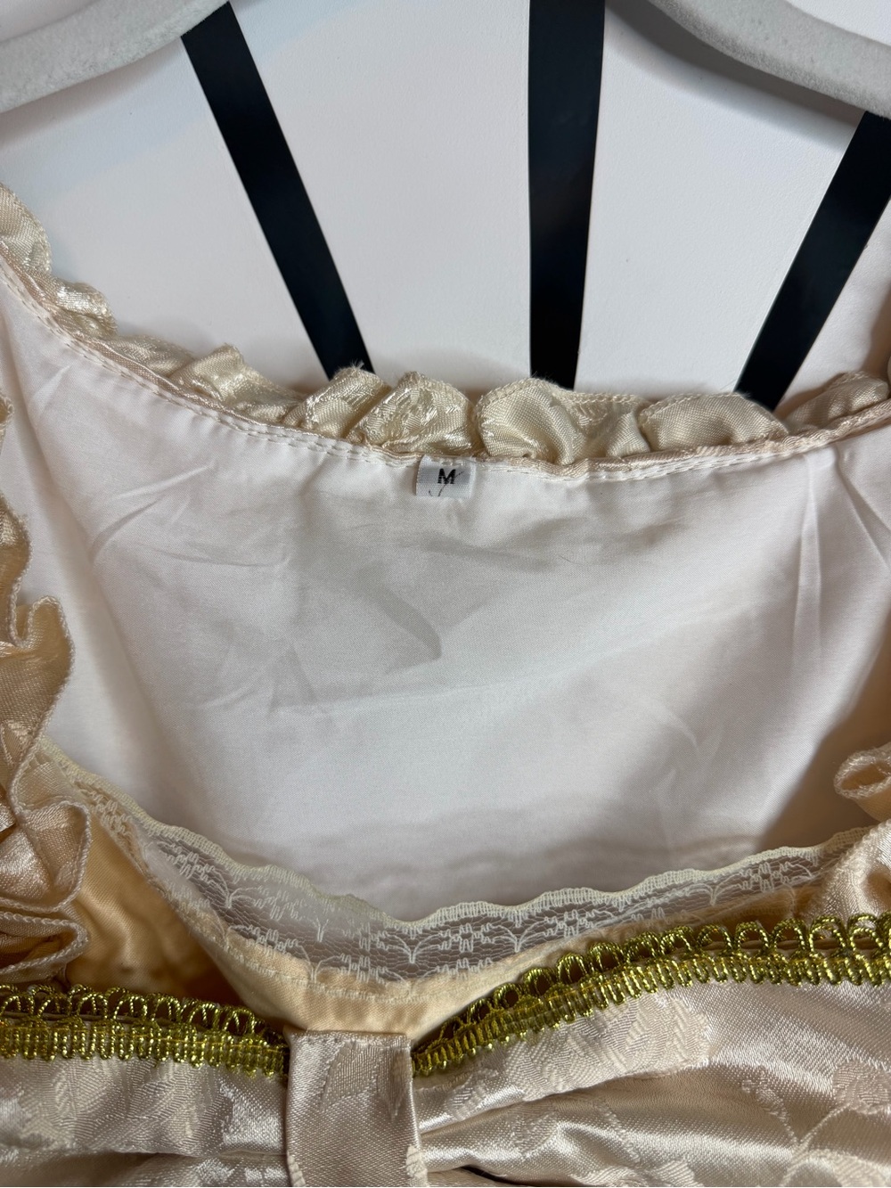 CosplayDiy Queen Marie Antoinette Rococo Ball Gown Costume
Apricot • Size M - Picture 4 of 10